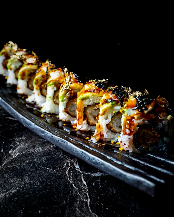 Sushirol met kaviaar